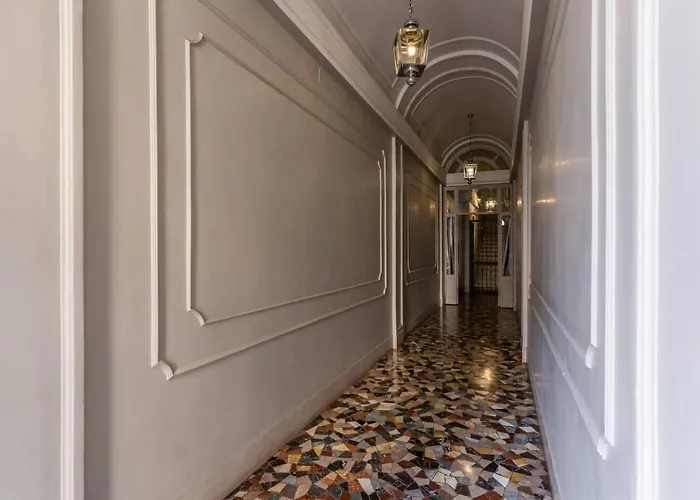 Domus In Via Del Corso Apartment Rom